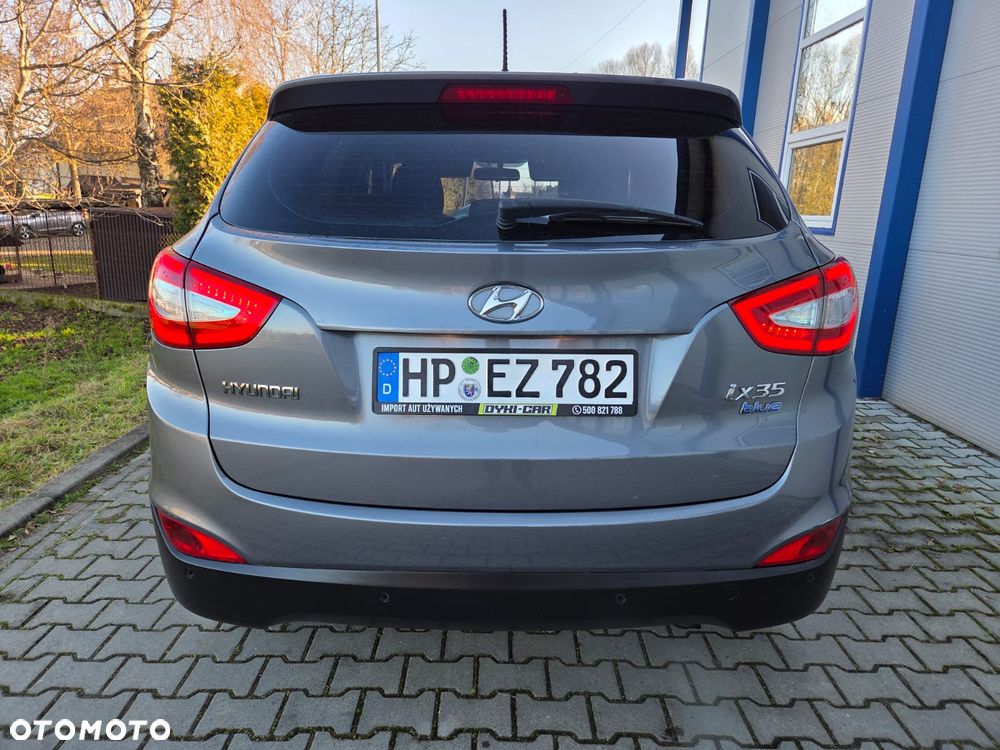 Hyundai ix35 1.6 2WD Fifa World Cup Edition - 4