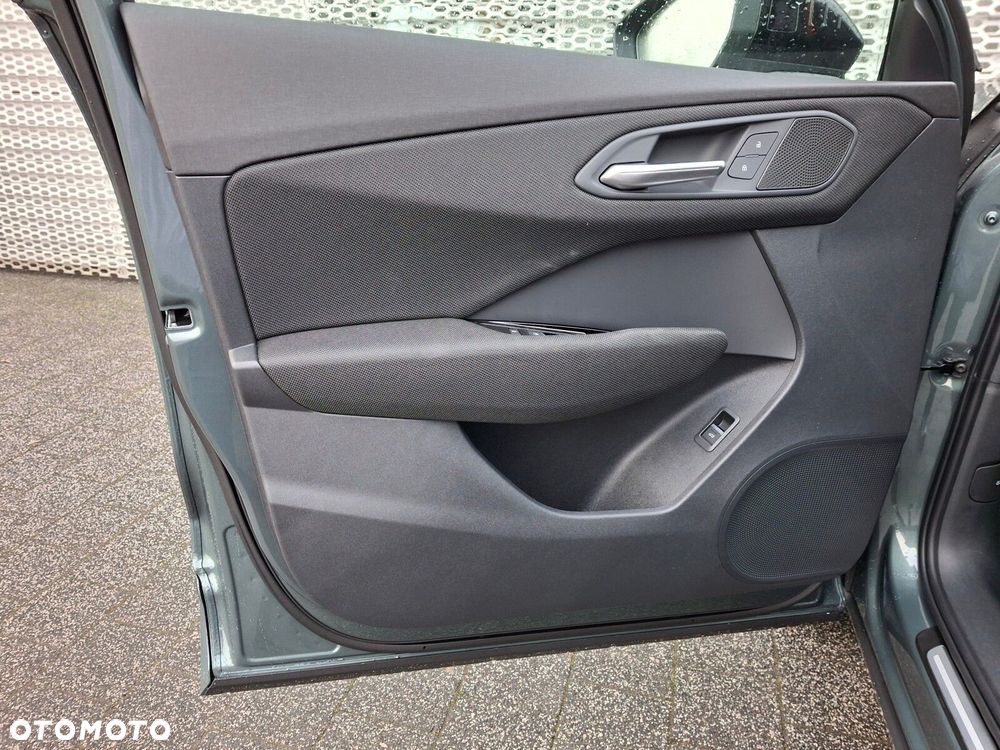 Audi Q3 Sportback - 12