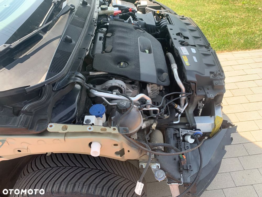 Peugeot 308 BlueHDi FAP 180 EAT8 Stop & Start GT - 14