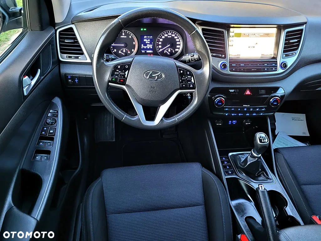 Hyundai Tucson blue 1.7 CRDi 2WD Style - 15