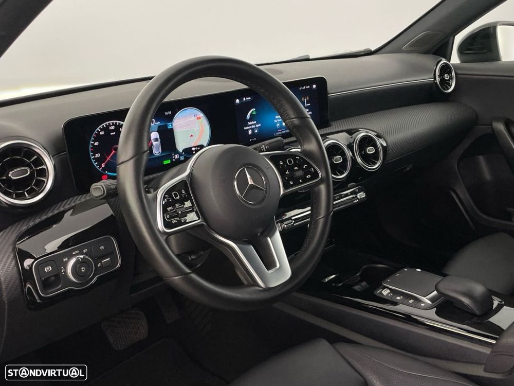 Mercedes-Benz A 250 e Style Plus - 17