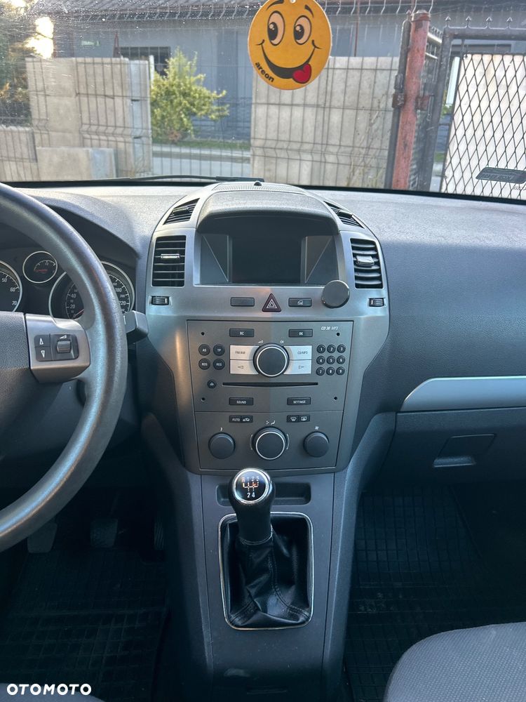 Opel Zafira 1.8 Cosmo - 9