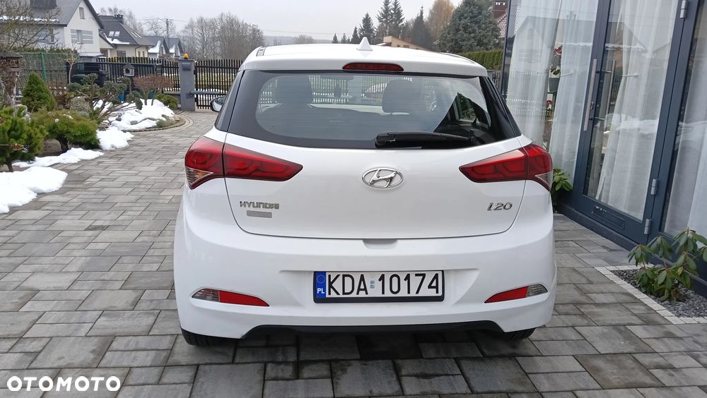 Hyundai i20 1.2 - 9