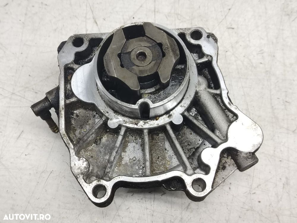 Pompa vacuum 1.9 cdi 55205446 Opel Vectra C [2002 - 2005] - 1