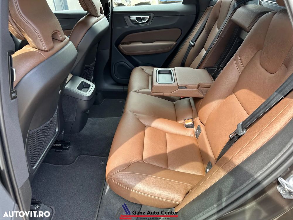Volvo XC 60 B4 MHEV AWD Inscription - 21