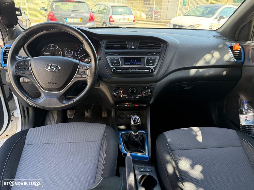 Hyundai i20 1.1 CRDi GO! - 6