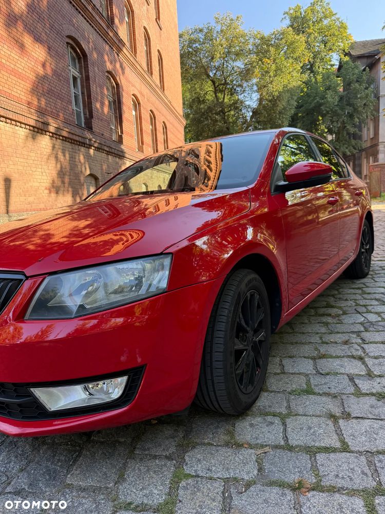 Skoda Octavia 1.6 TDI DPF Ambition - 3