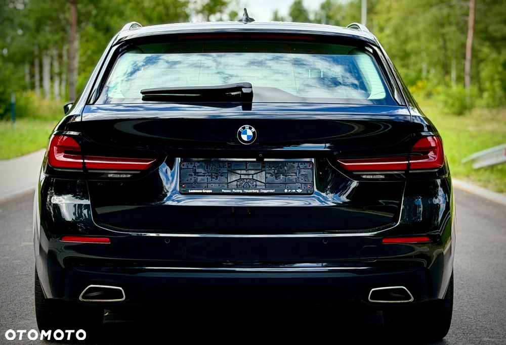 BMW Seria 5 530d xDrive - 9