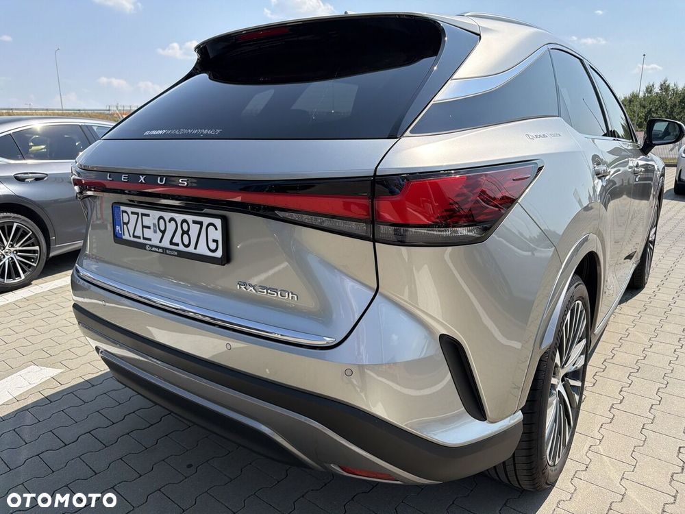 Lexus RX - 25