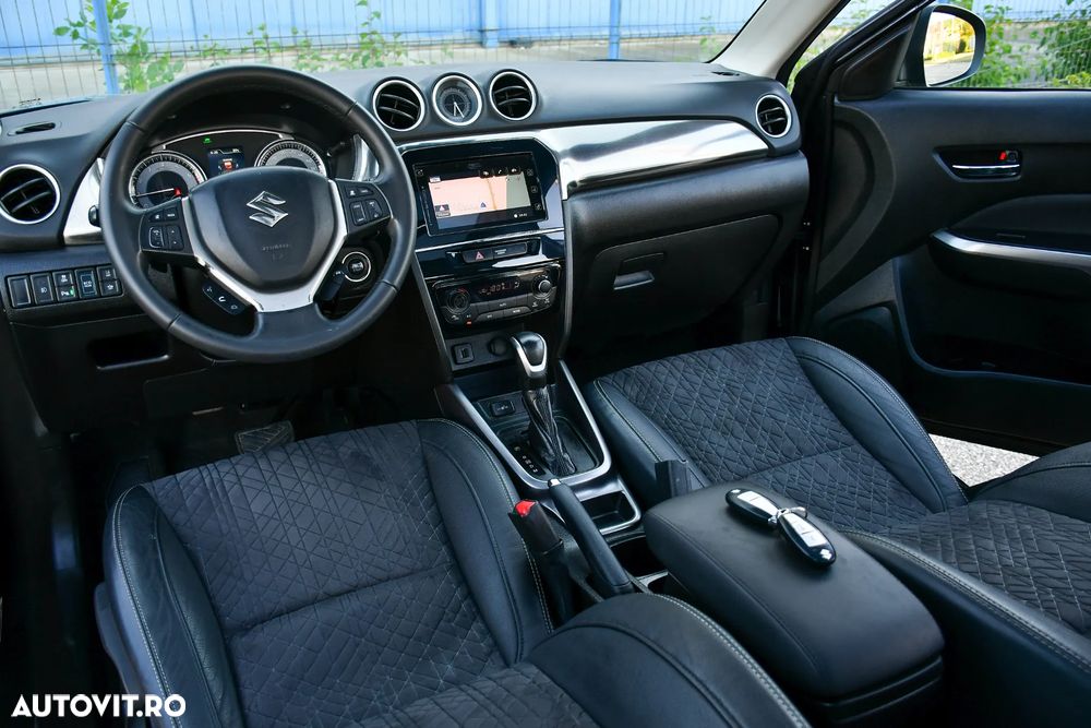 Suzuki Vitara 1.5 HEV Luxus - 6