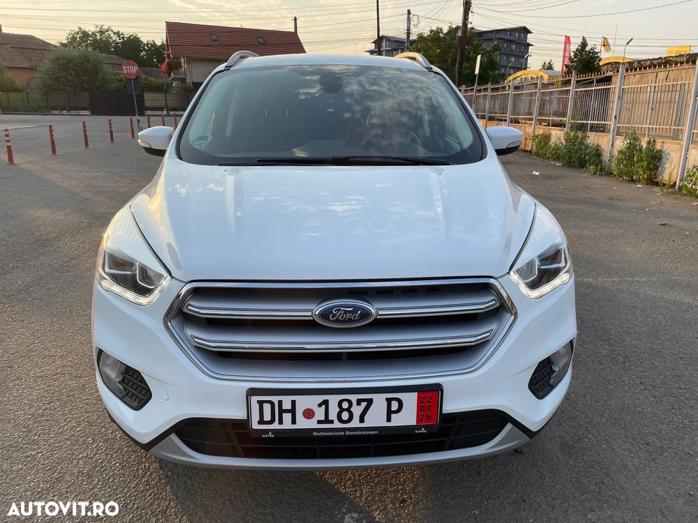 Ford Kuga 2.0 TDCi 4x4 Aut. Titanium - 1