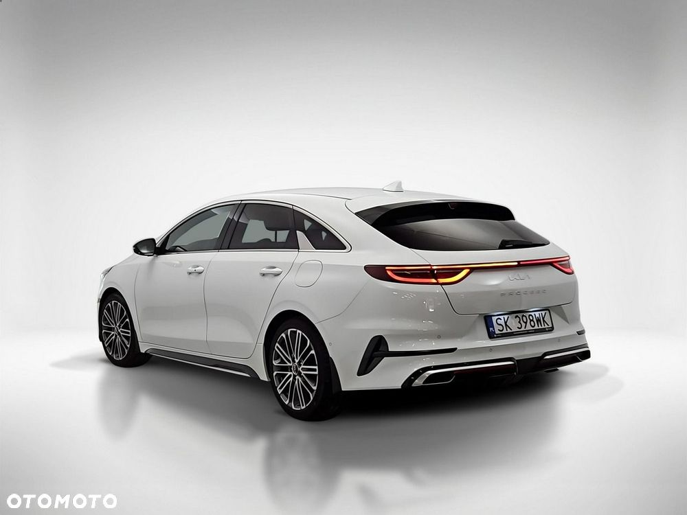 Kia ProCeed 1.5 T-GDI GT Line DCT - 4