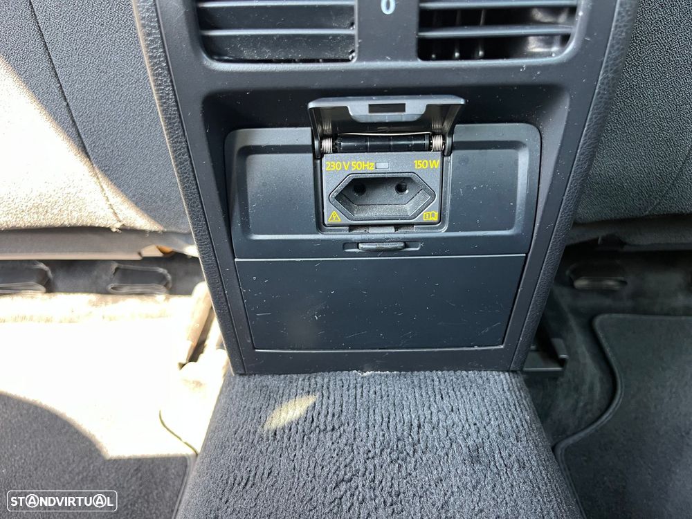 VW Passat 2.0 TDI Highline - 31
