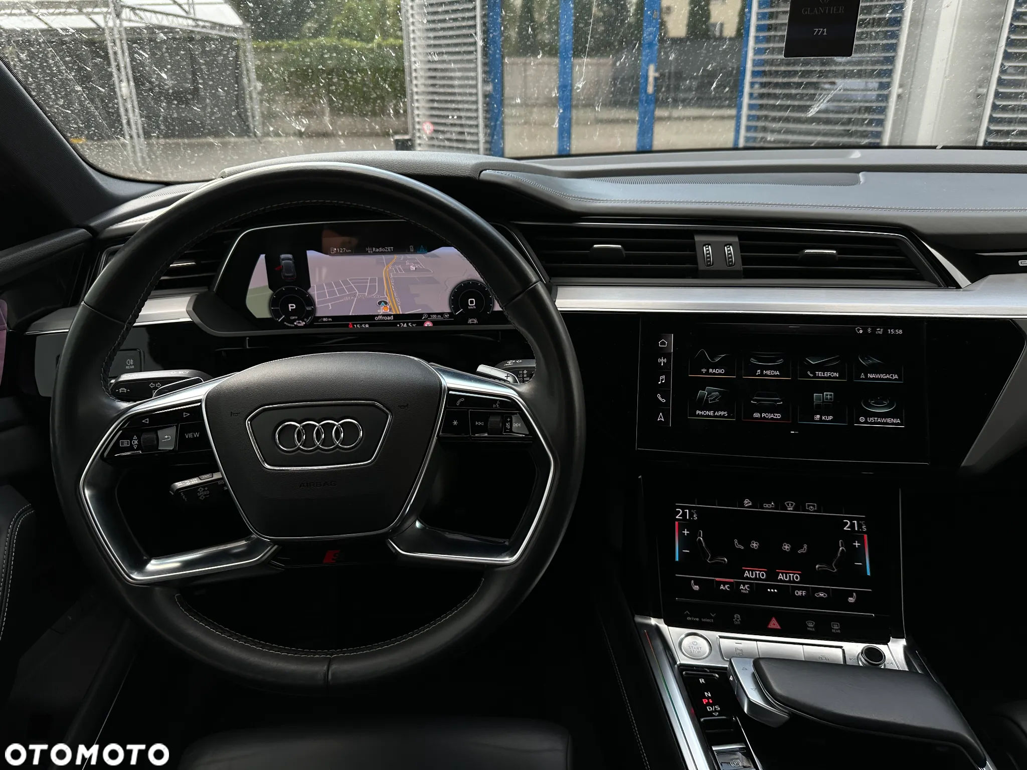 Audi e-tron 55 Quattro S Line - 16