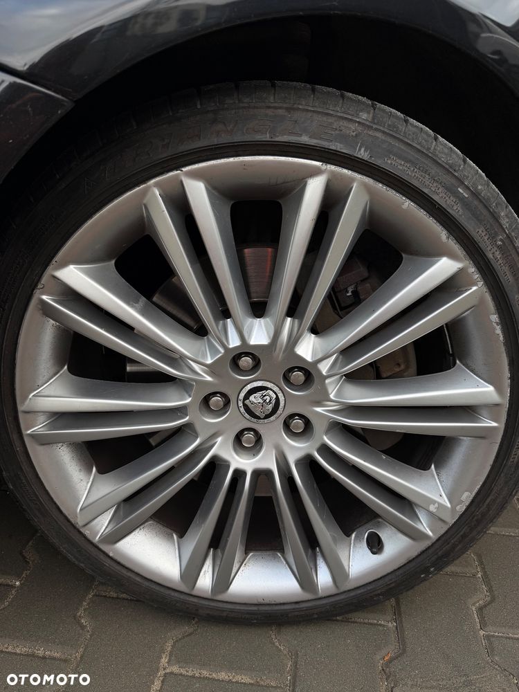Jaguar XJ 3.0 D V6 Portfolio - 26