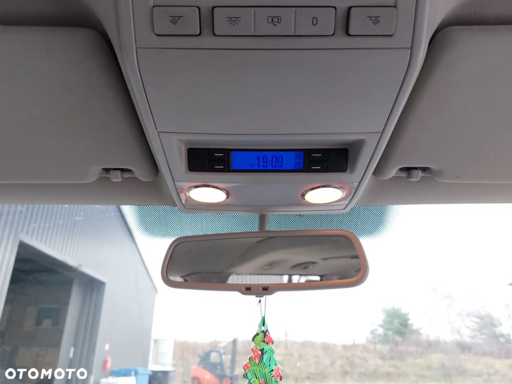 Volkswagen Multivan L1 Highline - 12