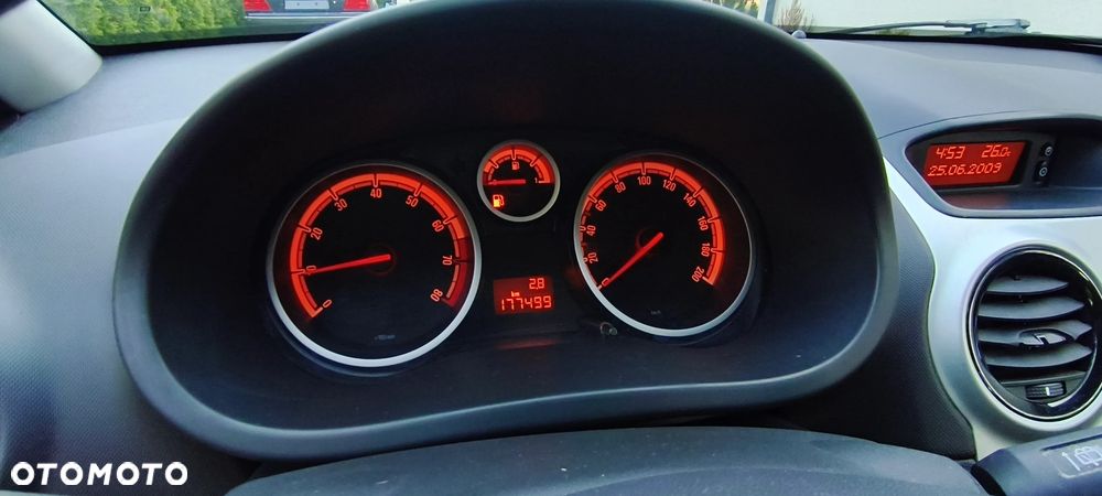 Opel Corsa - 22