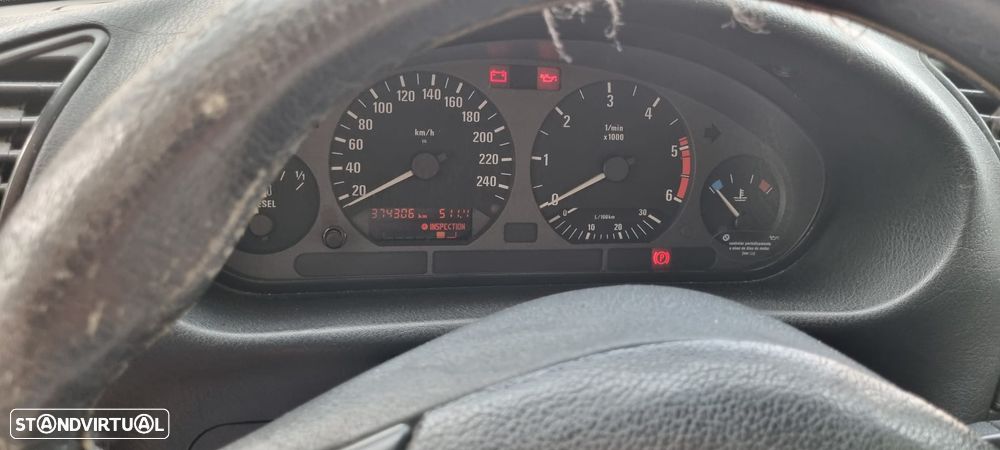 BMW 318 tds - 2