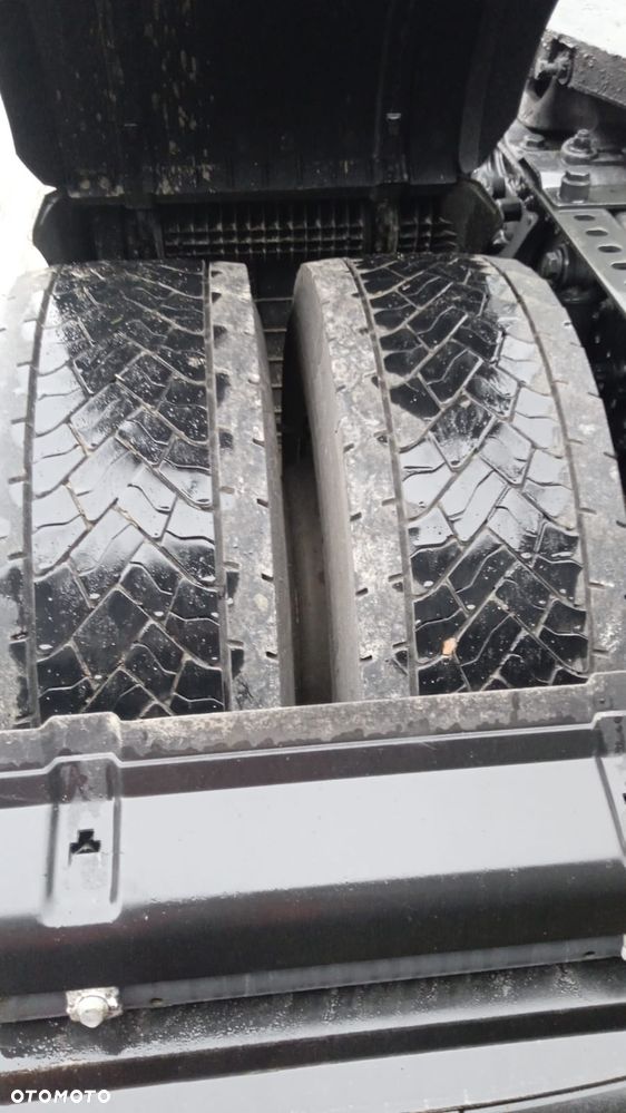 Mercedes-Benz 1845 - 9