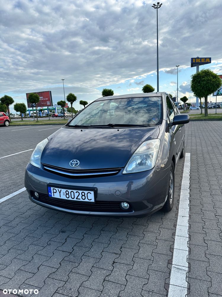 Toyota Prius - 2