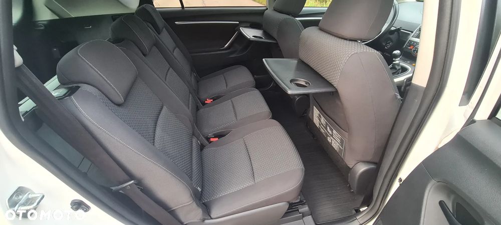 Toyota Verso 1.6 5-Sitzer Edition S+ - 17