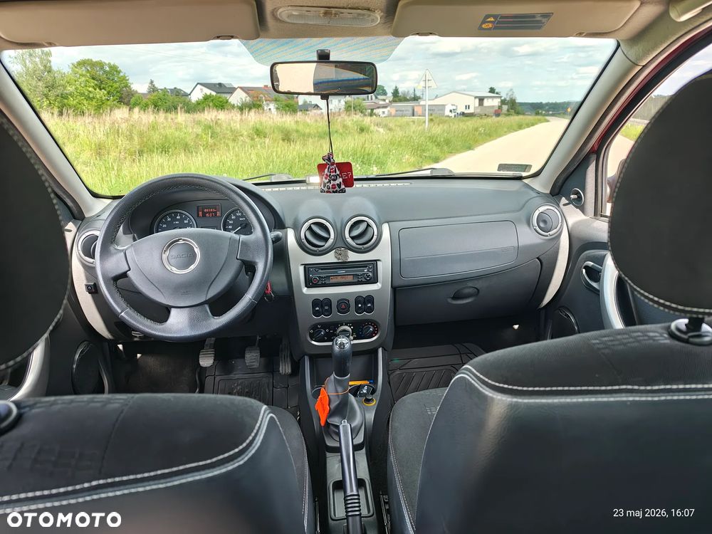Dacia Sandero Stepway 1.6 - 7