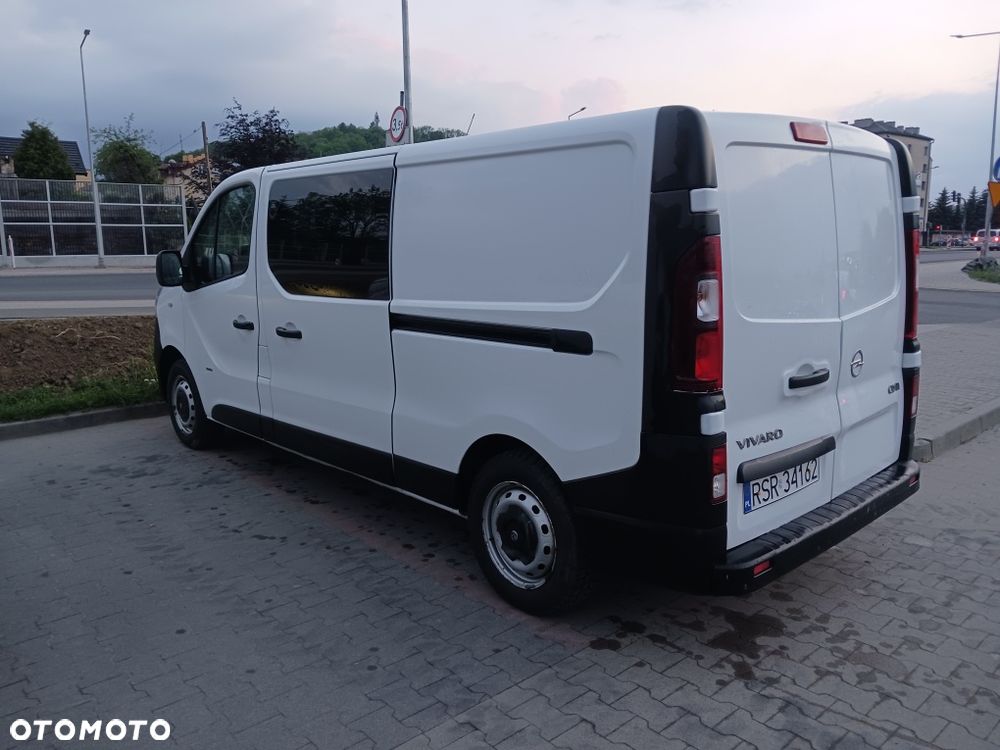 Opel Vivaro - 5