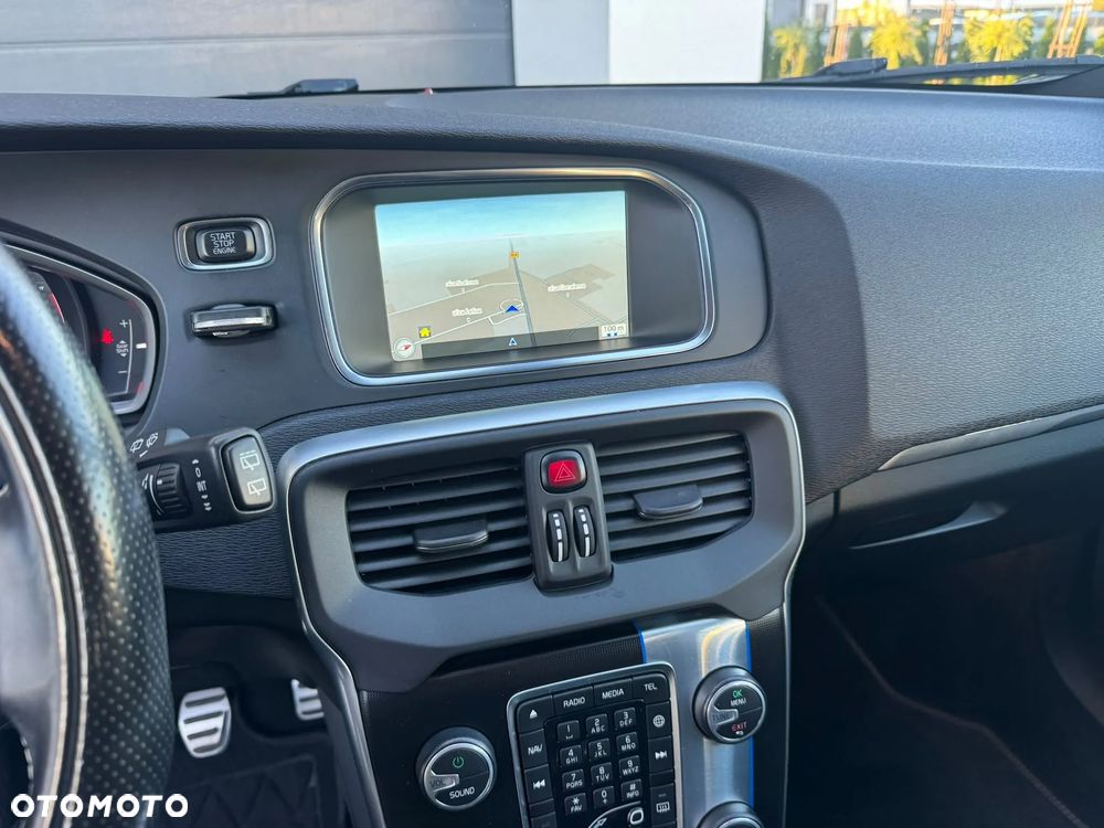 Volvo V40 D2 RDesign - 19