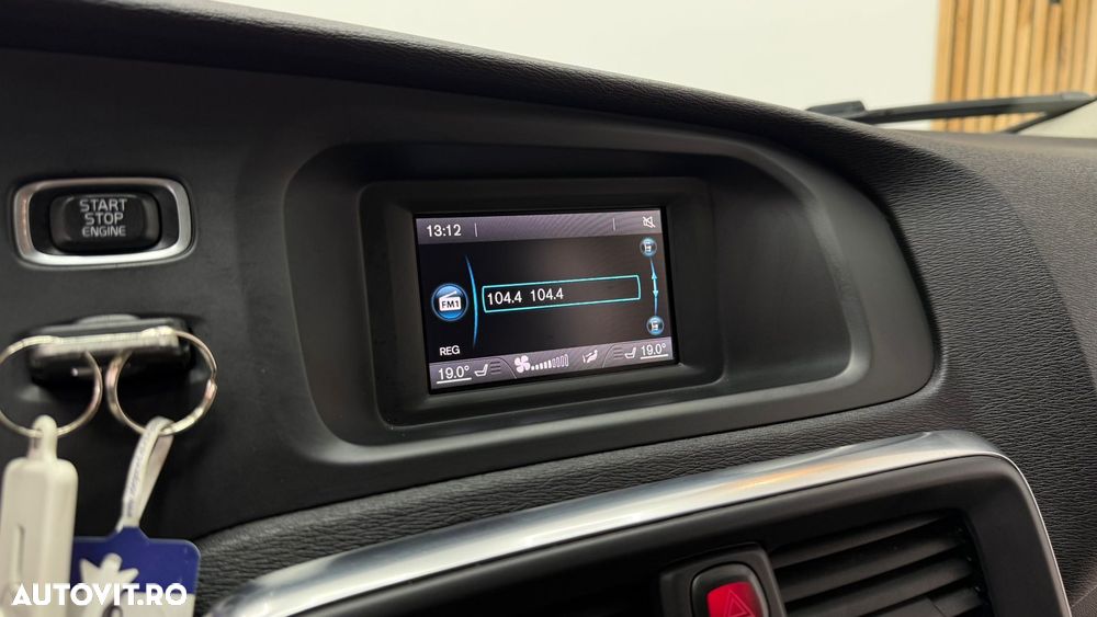 Volvo V40 T2 - 18
