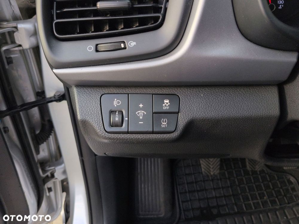Kia Rio 1.2 M - 12