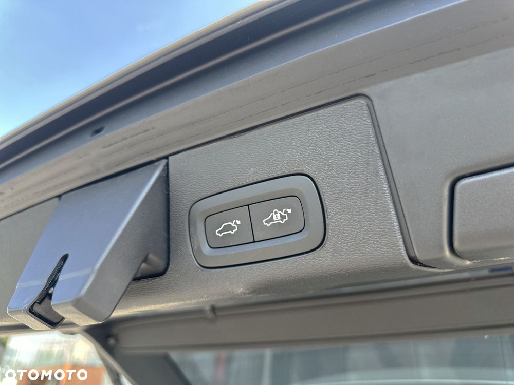 Volvo XC 60 - 31