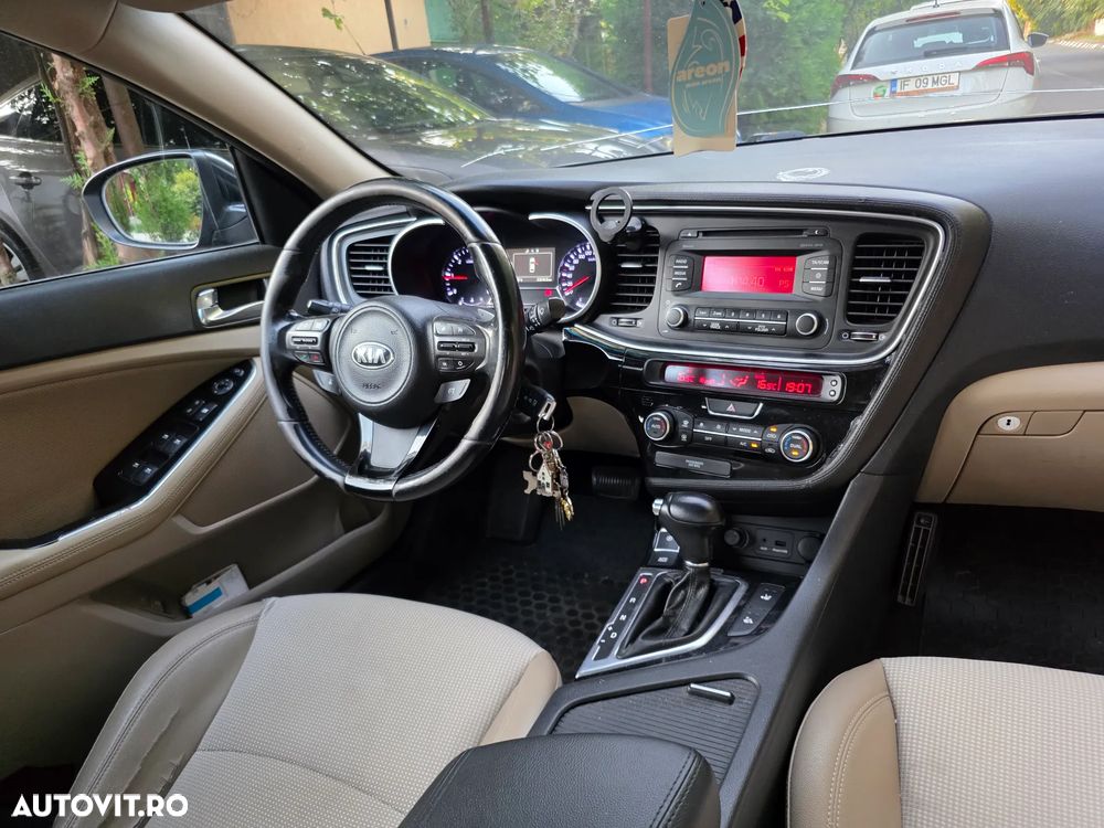 Kia Optima - 12