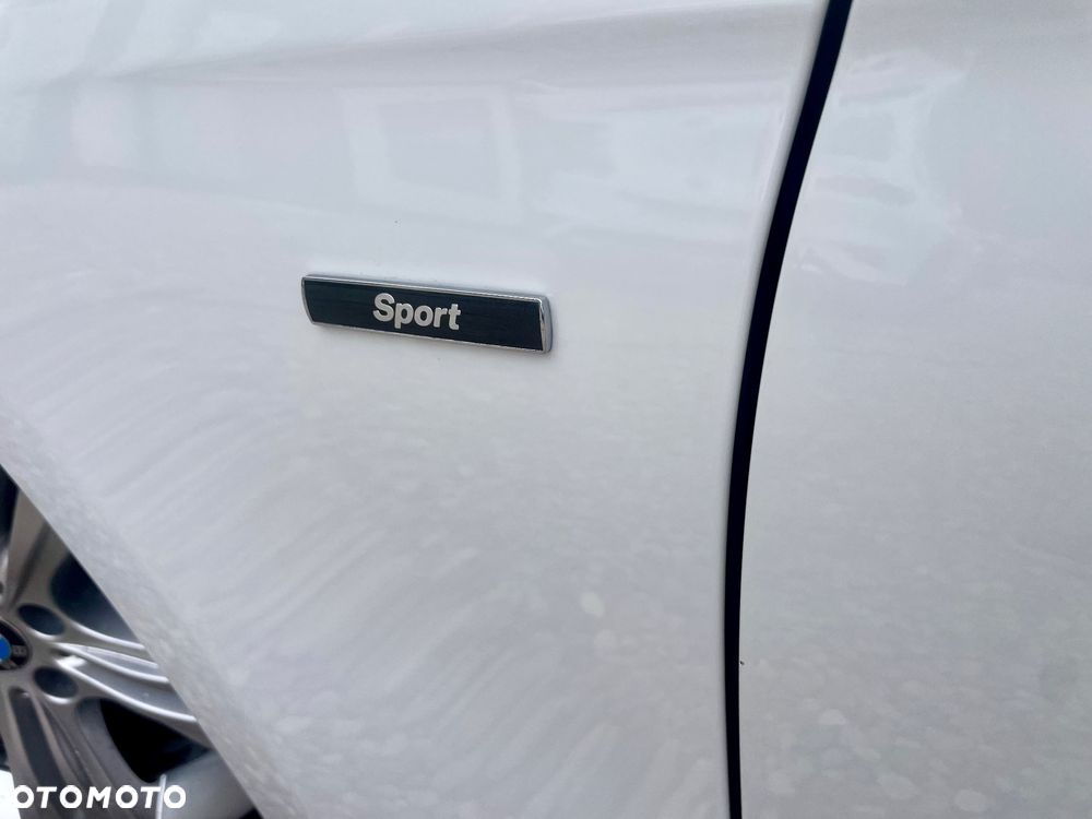 BMW Seria 3 318d DPF Edition Sport - 38