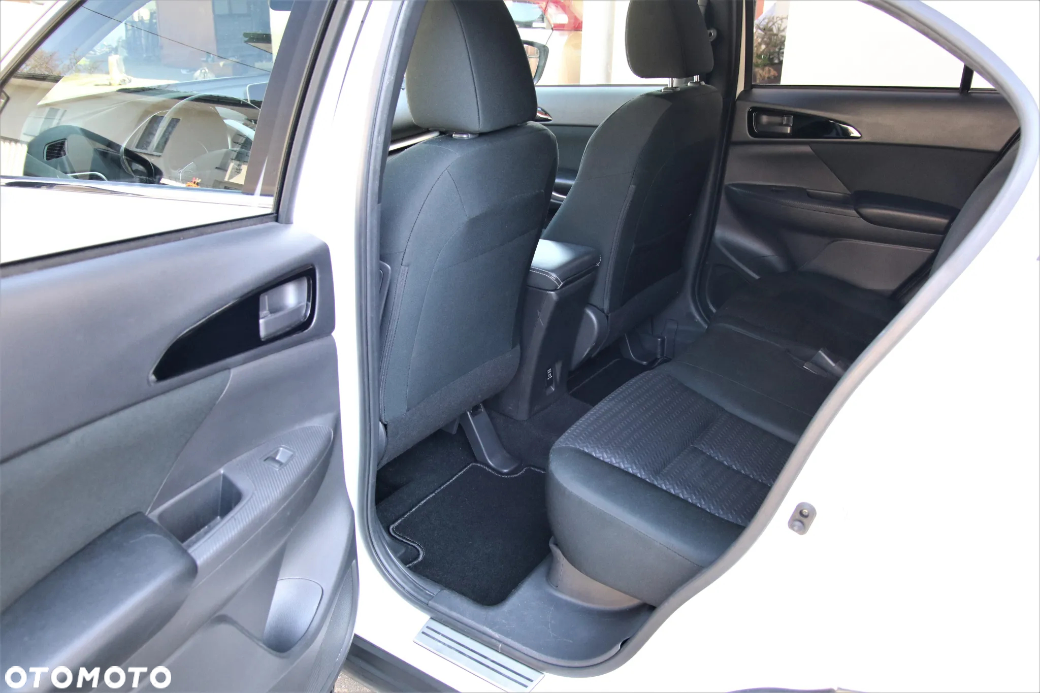 Mitsubishi Eclipse Cross 1.5 T Instyle CVT 4WD - 33