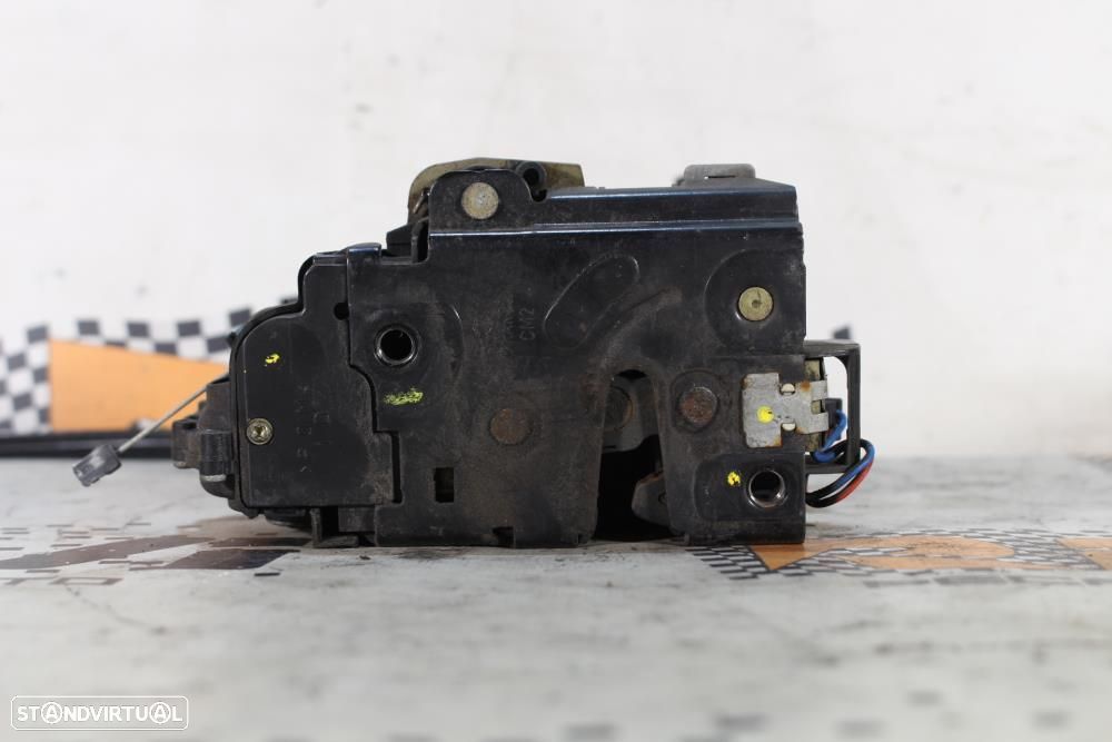 Fecho Da Porta Frente Direita Volkswagen Golf Iv (1J1)  3B2837016a / F - 6