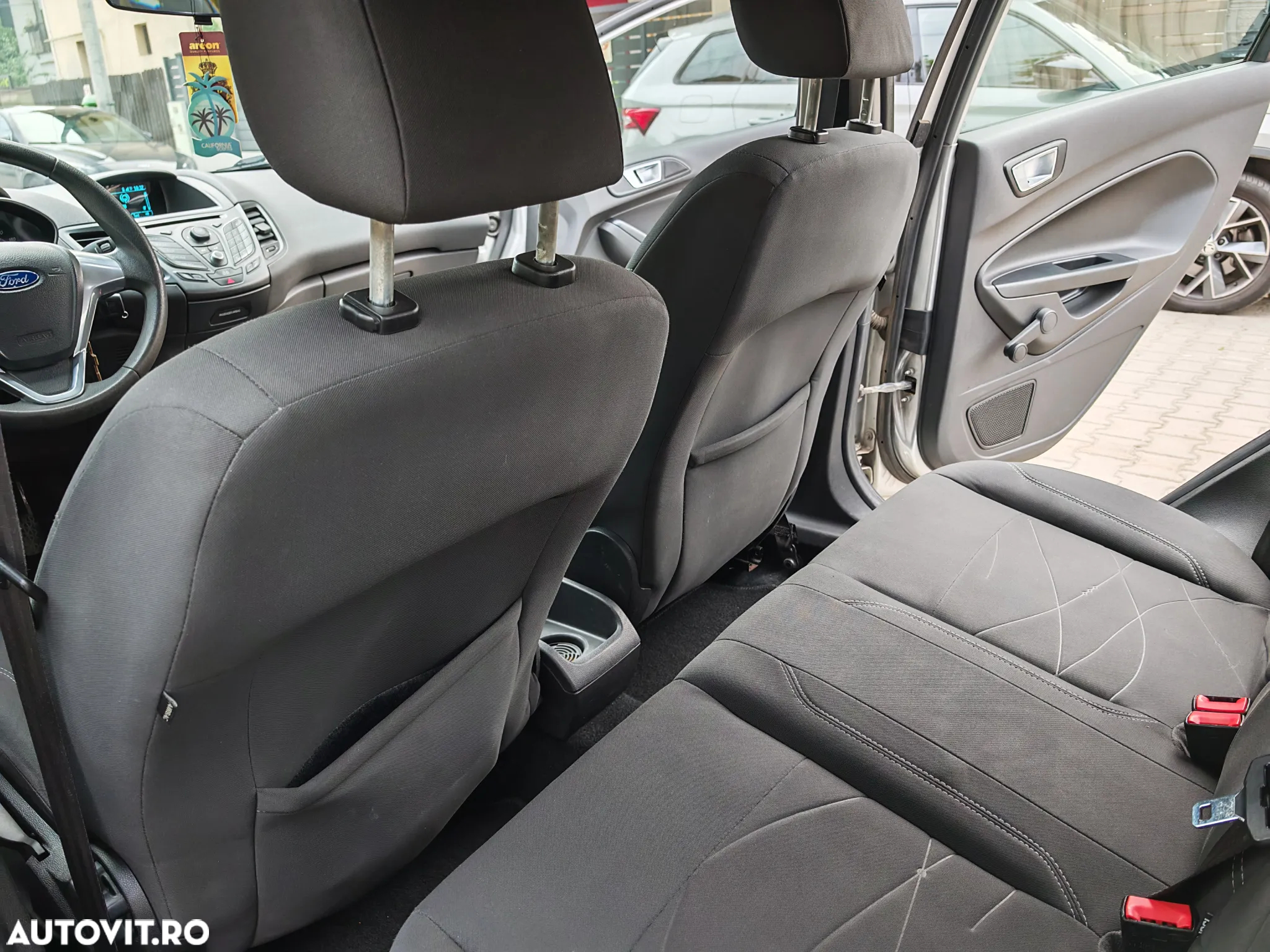 Ford Fiesta 1.5 TDCi DPF Trend - 7