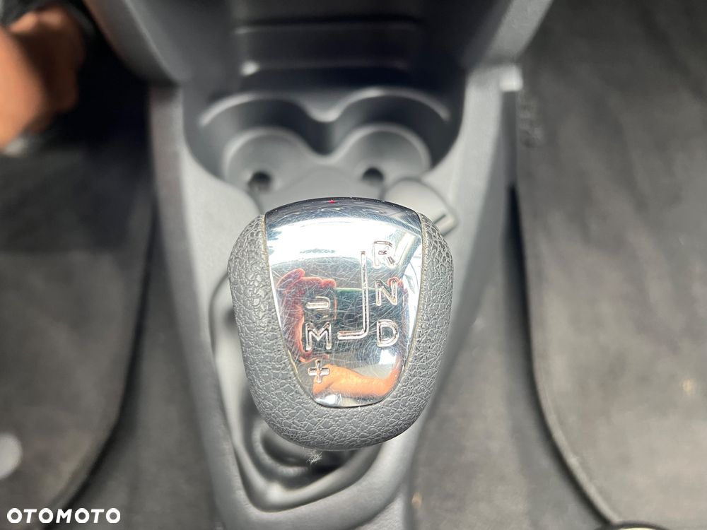 Dacia Sandero 0.9 TCe Laureate S&S Easy-R - 39