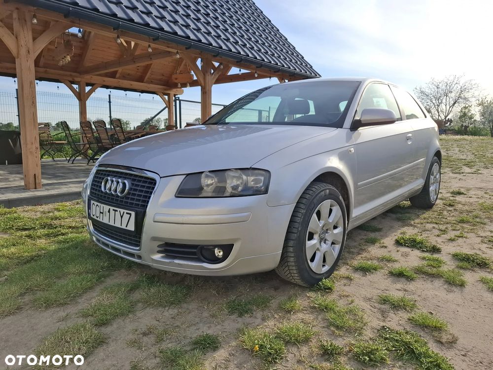 Audi A3 3-drzwiowe 1.6 Ambition - 9