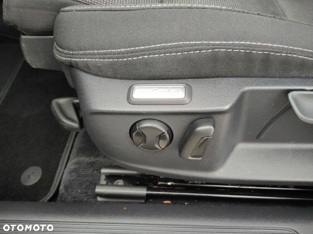 Volkswagen Passat Variant 1.4 TSI ACT (BlueMotion Technology) Comfortline - 14