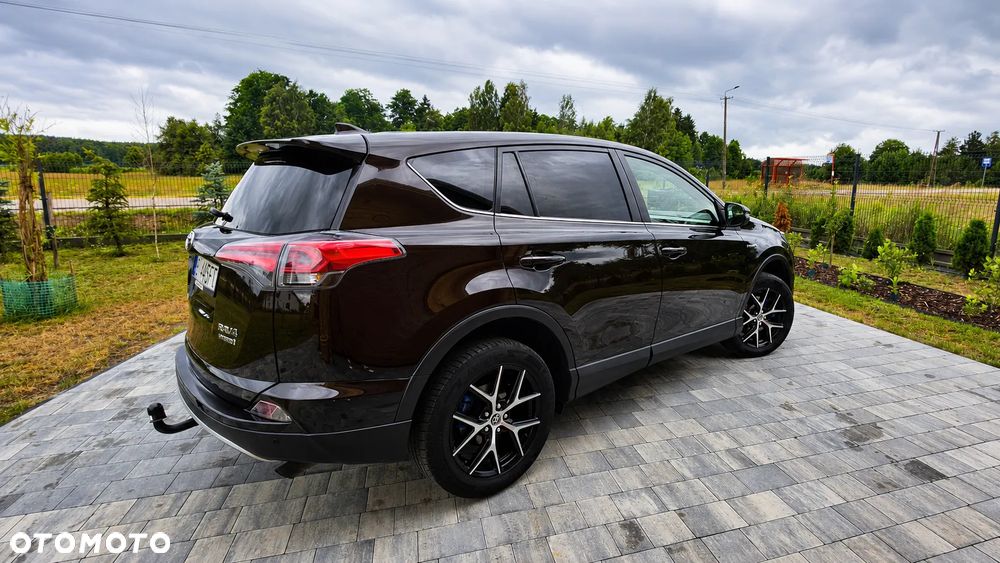 Toyota RAV4 - 5