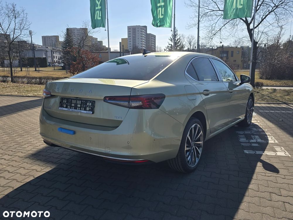 Skoda Superb 2.0 TDI SCR 4x4 L&K DSG - 4