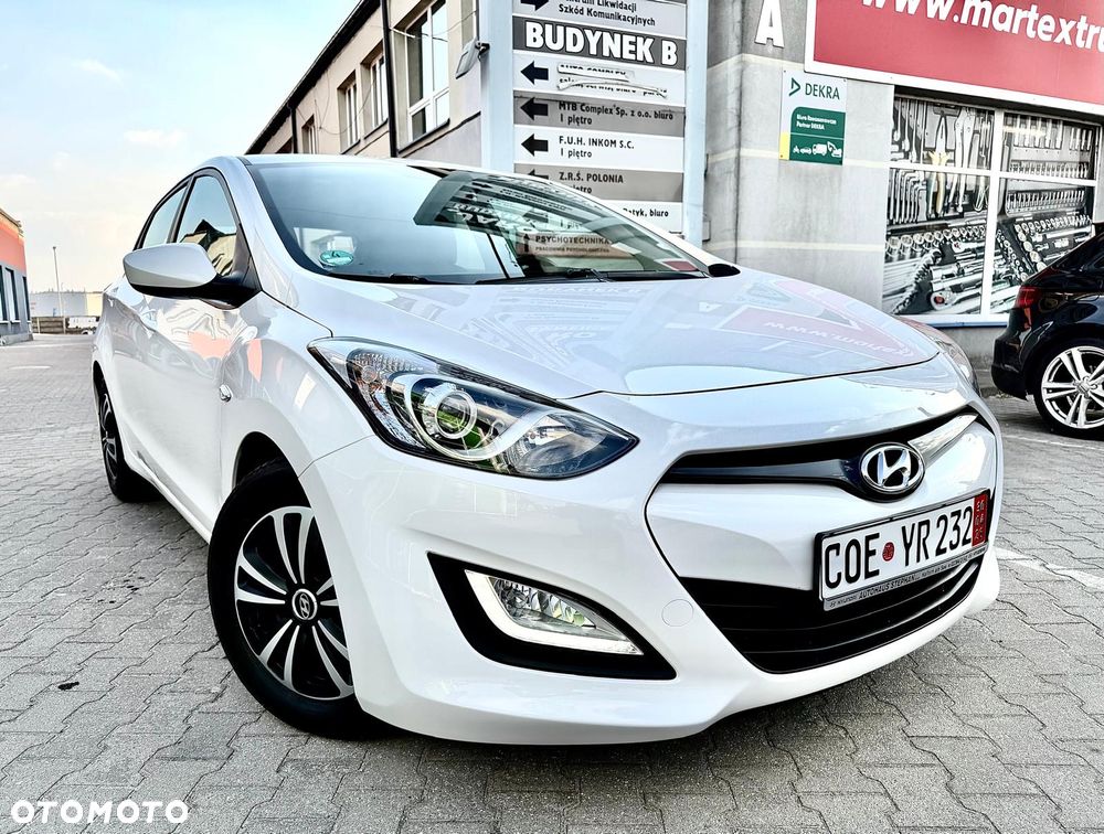 Hyundai i30 1.4 Premium - 17