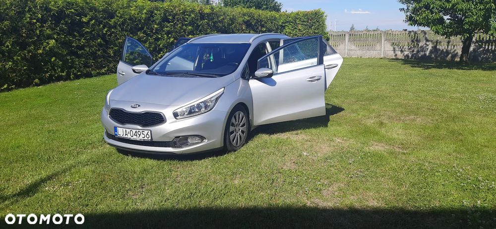 Kia Ceed - 1