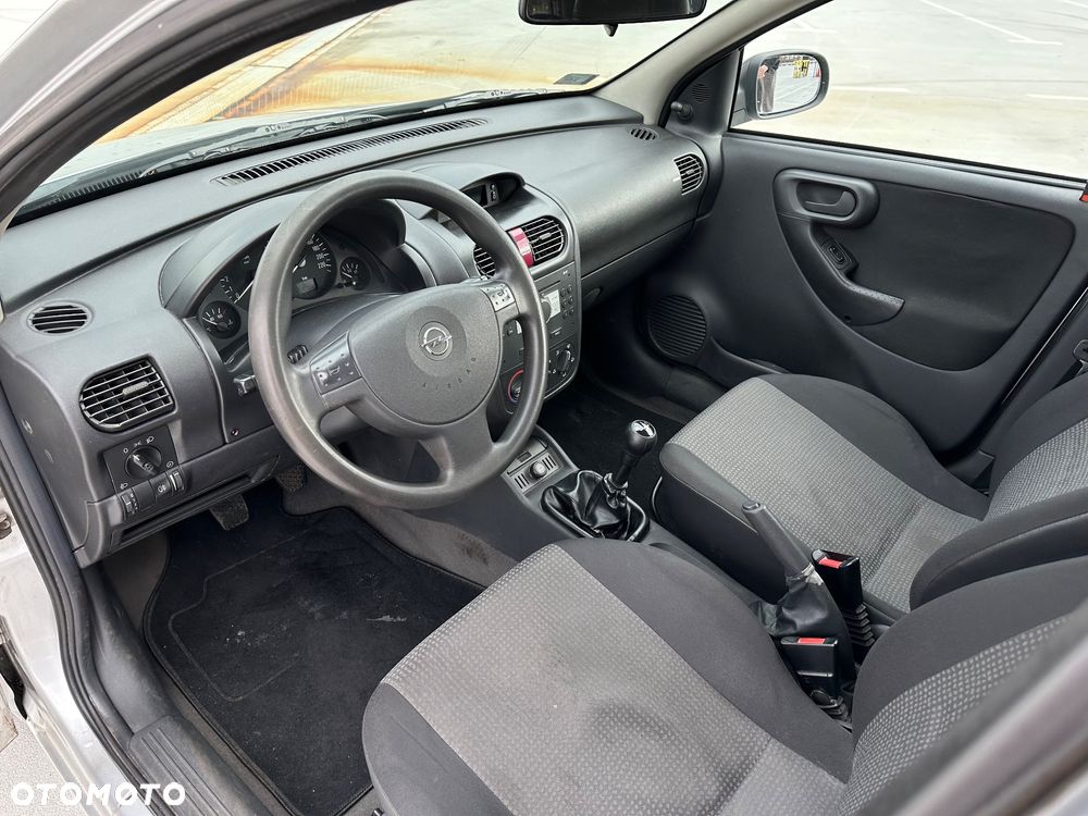 Opel Corsa - 15