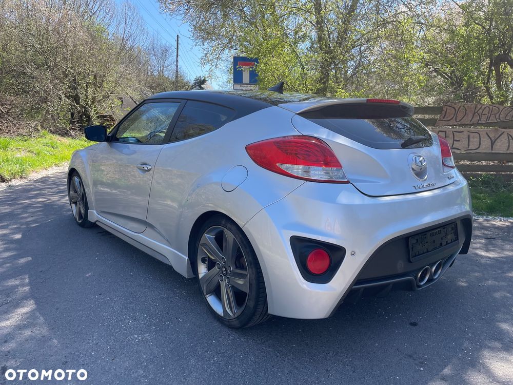Hyundai Veloster 1.6 Turbo Style - 10