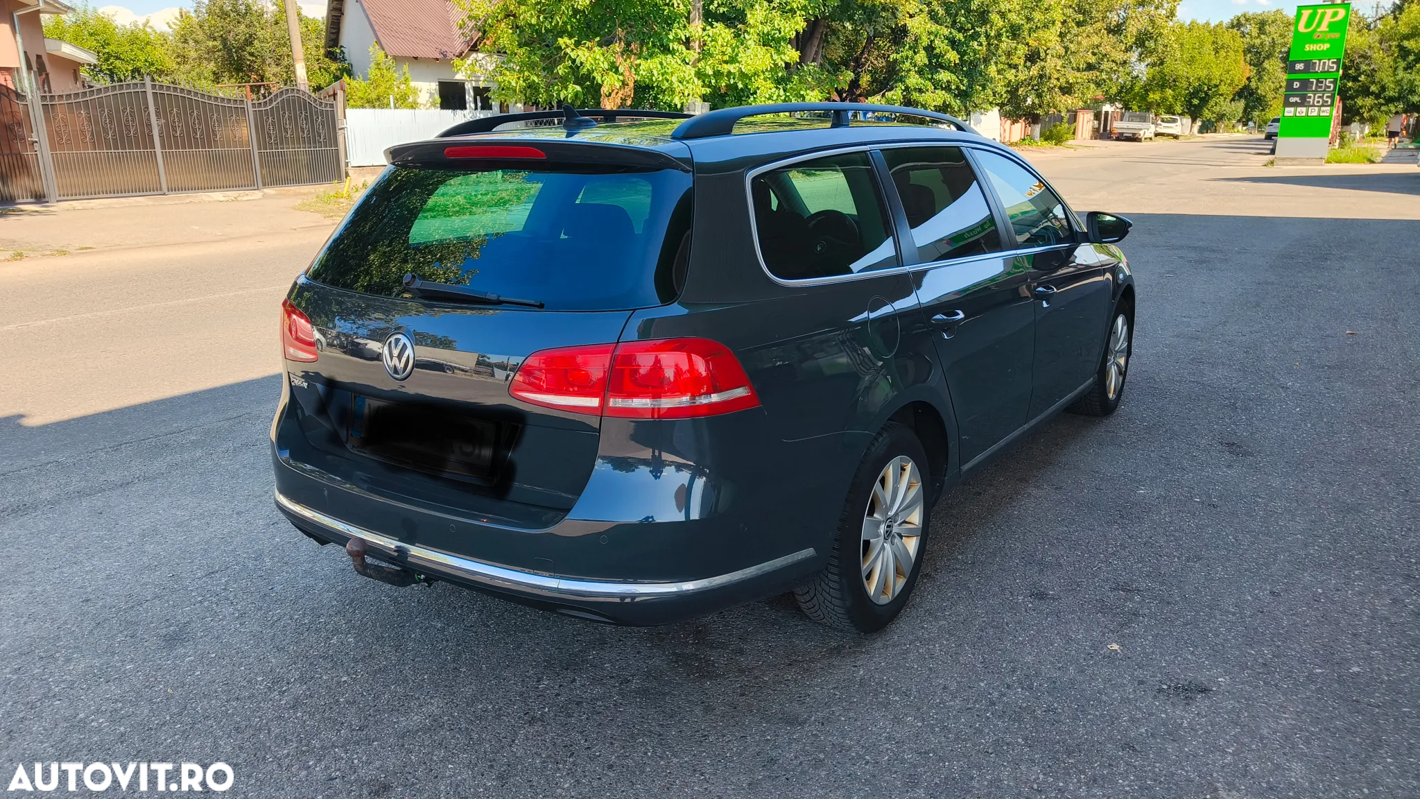 Volkswagen Passat Variant 2.0 Blue TDI DSG SCR Comfortline - 4
