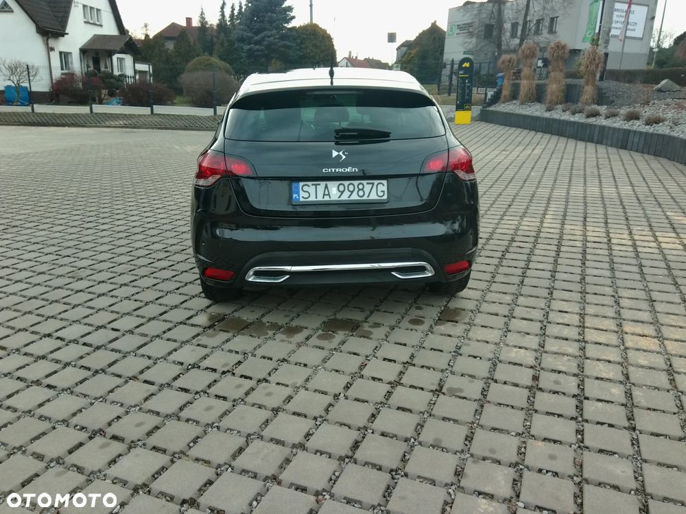 Citroën DS4 e-HDi 115 Urban Show - 11