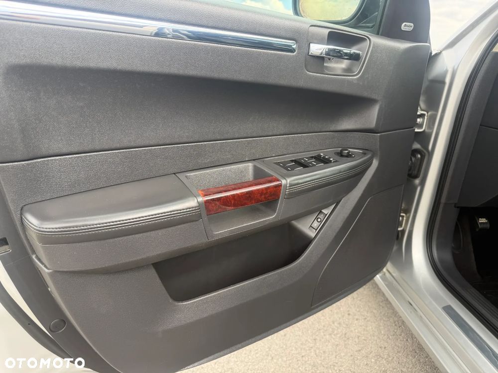 Chrysler 300C 3.0 CRD DPF Automatik - 10