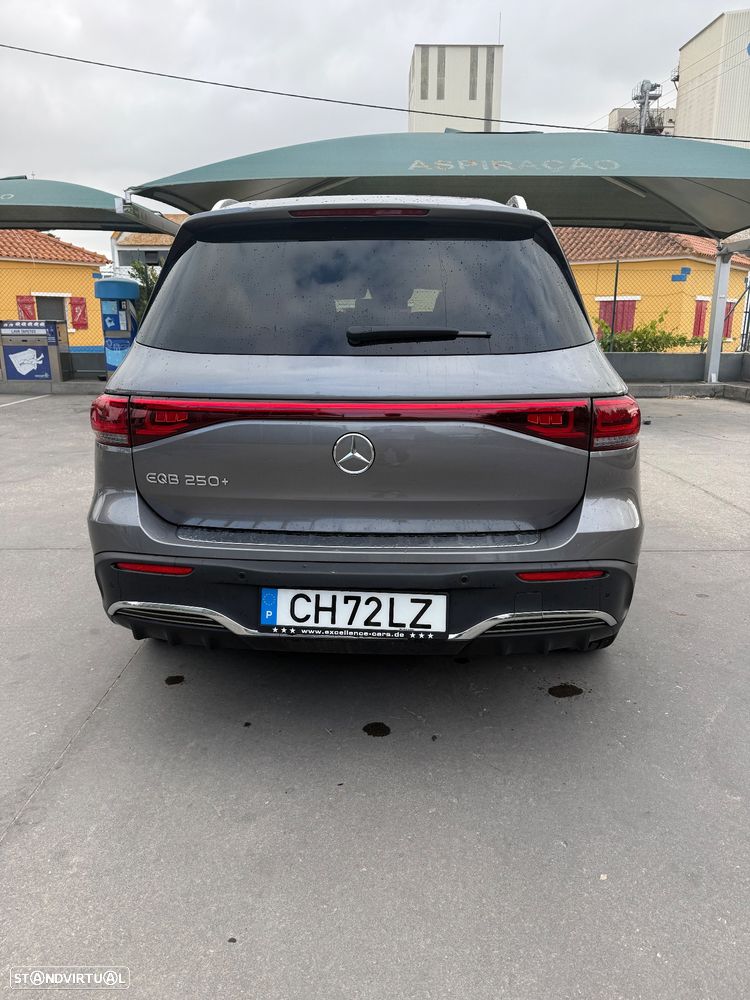 Mercedes-Benz EQB 250+ AMG Line - 7