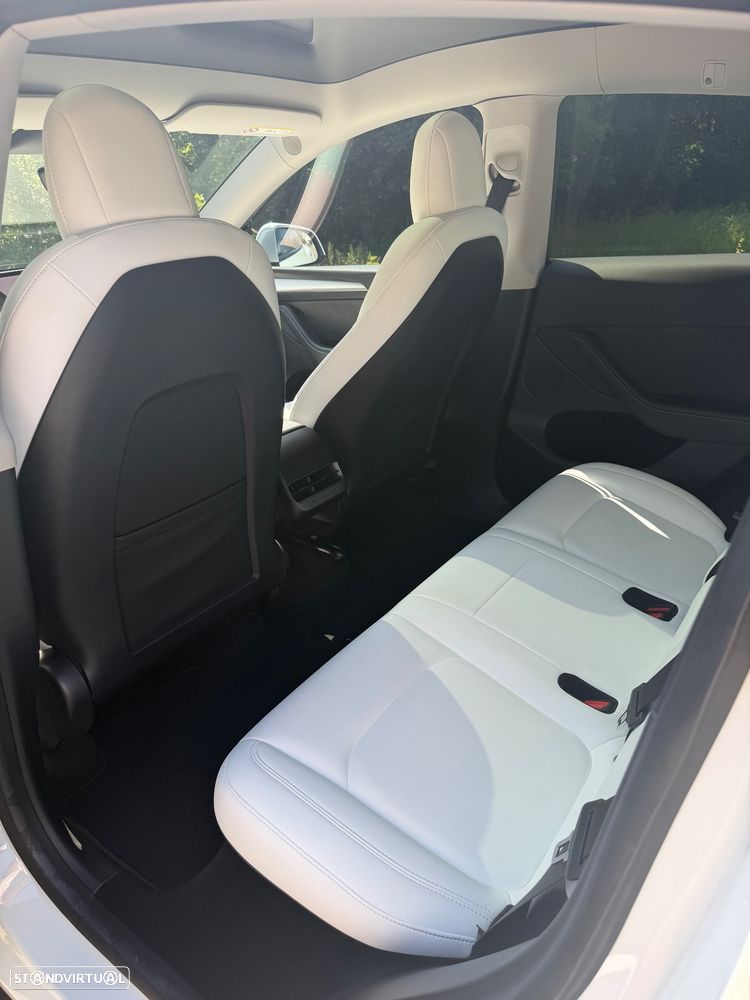 Tesla Model Y Long Range Tração Integral - 17